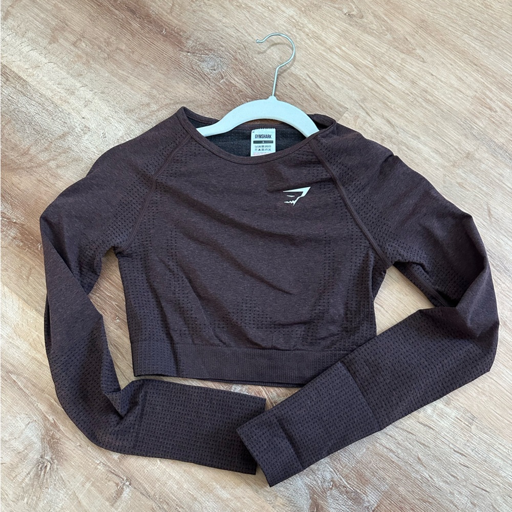 Gymshark Log Sleeve Crop Top